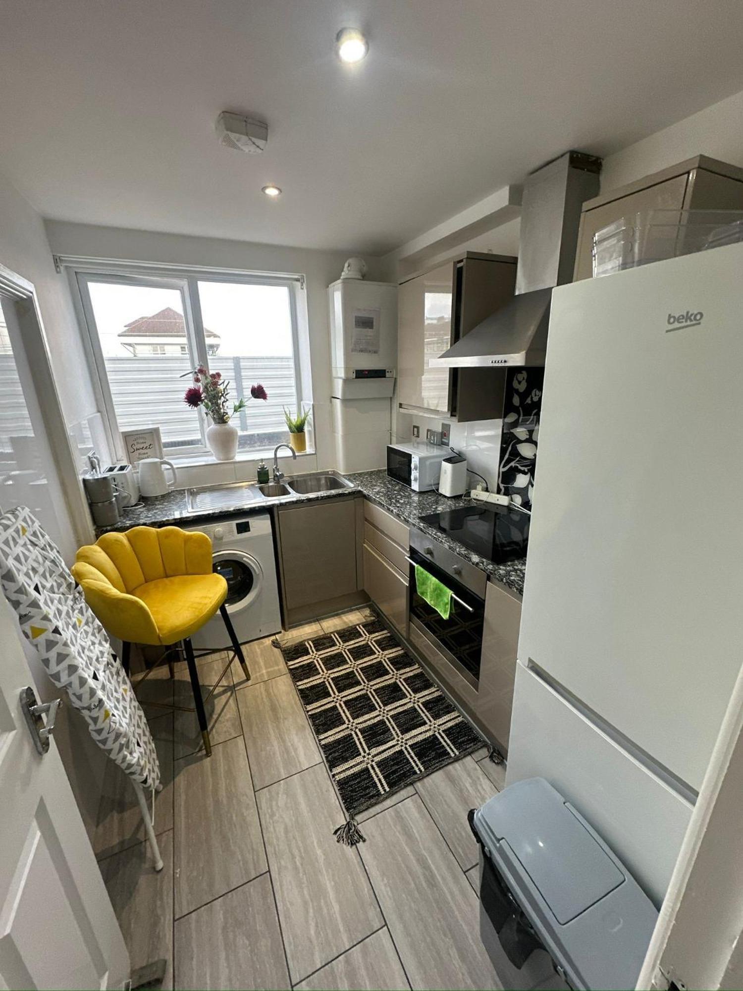 Cosy Luxurious Room In The Heart Of London Exterior photo